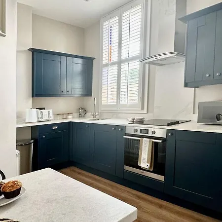 Portland House Centre 度假居 *