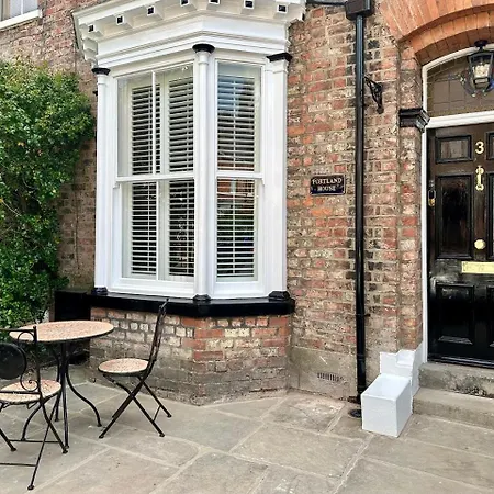 Portland House Centre *