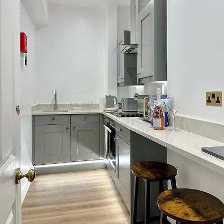 Portland House Centre