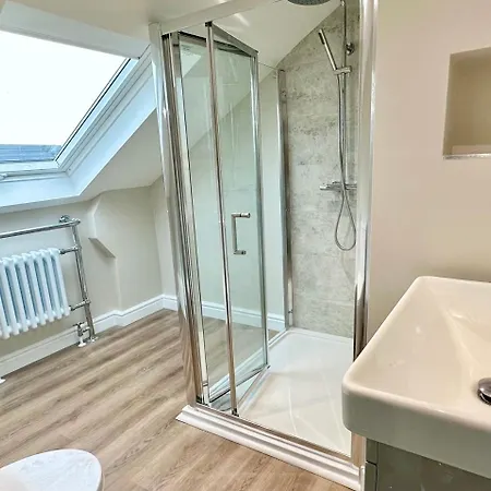 Portland House Centre 펜션 *